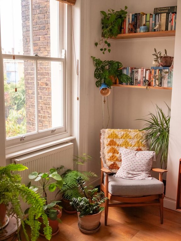 Tips for Creating a Cozy and Inviting Reading Nook at Home